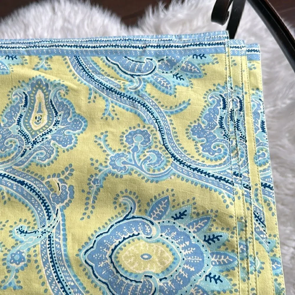 XOCHI (4) Paisley Table Placemats